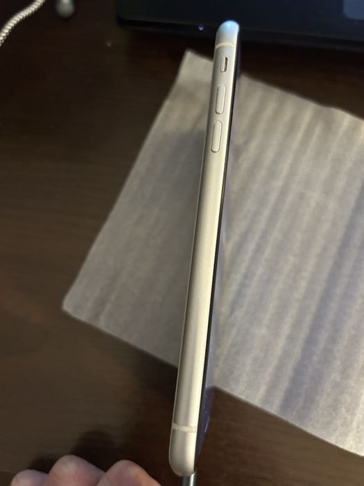 iPhone 11 64gb uszkodozny