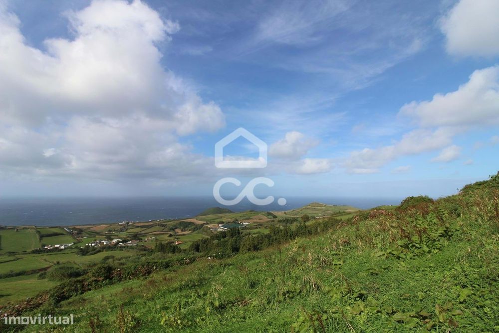 Conjunto de 2 Terrenos com 10.200 ,00 m2 - Ginetes - Ponta Delgada