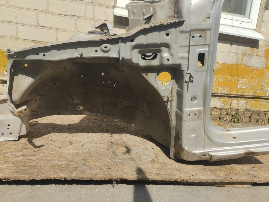 Четверть, чверть Ceed 2008