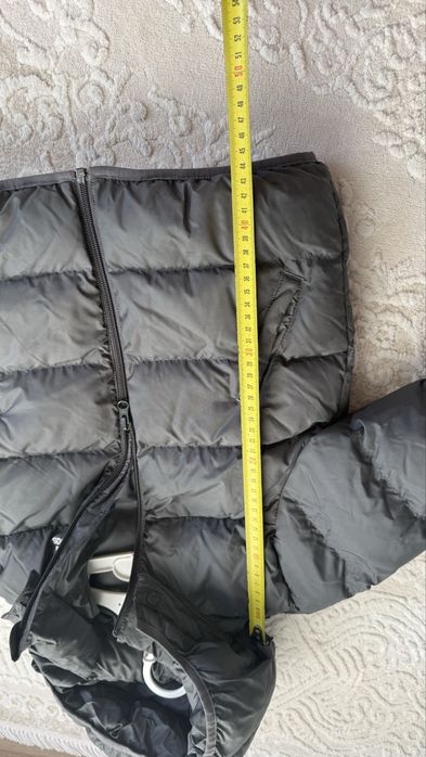 Куртка adidas , 5-6 років