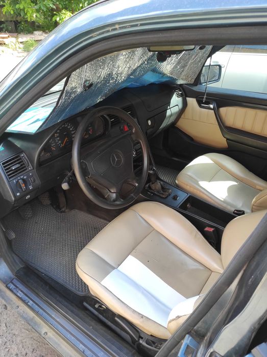 Mercedes-Benz w202 c180