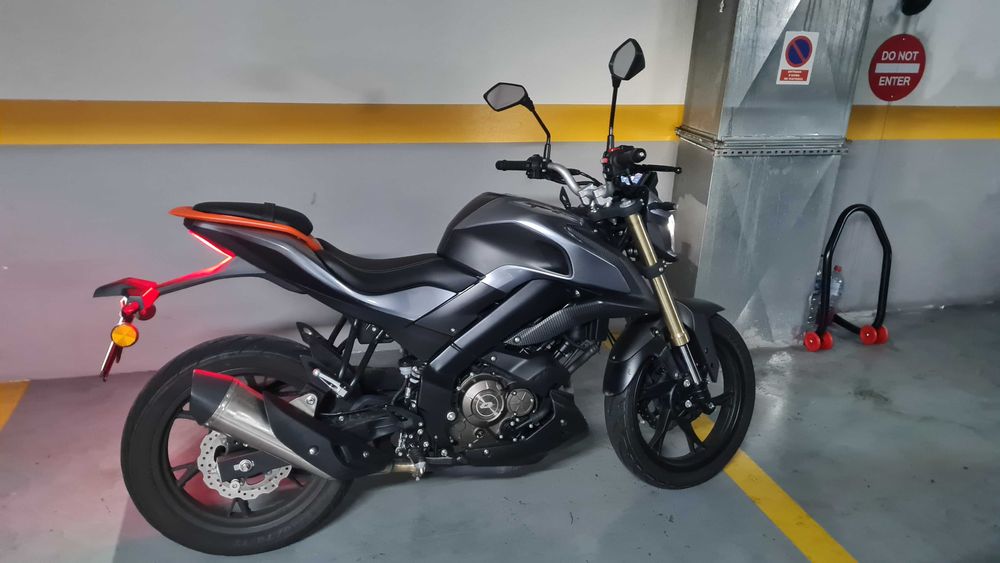 QJ Motor 125 srk s