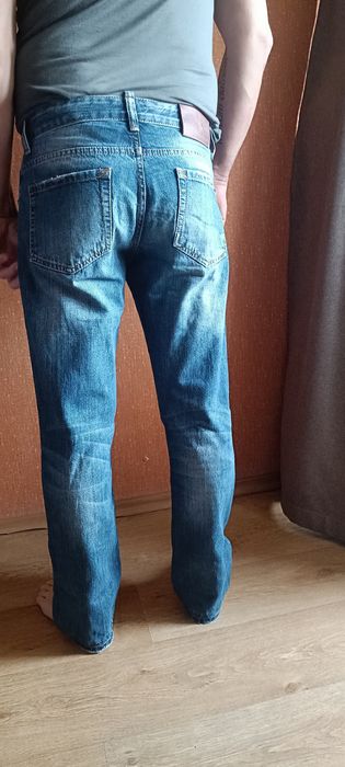Продам мужские джинсы"DSQUARED" Оригинал