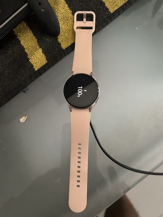 Samsung Galaxi Watch 5 de senhora como novo.