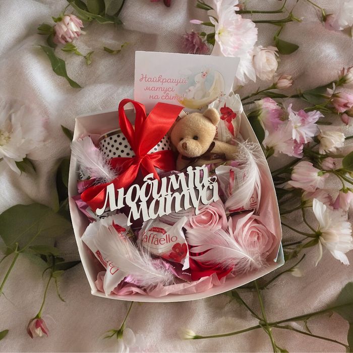 Подарунковий бокс,подарунок на новий рік, новорічний подарунковий бокс