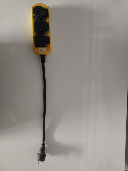Rozgałęznik 230V 3 gniazda