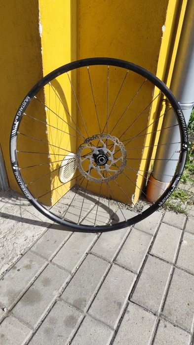 Zestaw kół rowerowych 29" 15x100 i 12x142 bontrager Elite trl