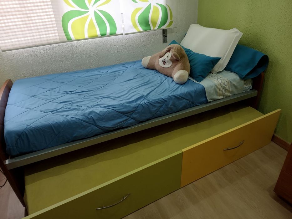 Conjunto completo de quarto juvenil