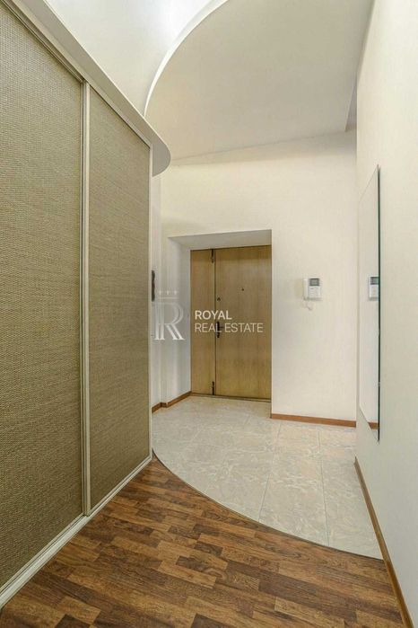 Продаж Квартира 3кімн 83м2 вул Велика Васильківська Центр