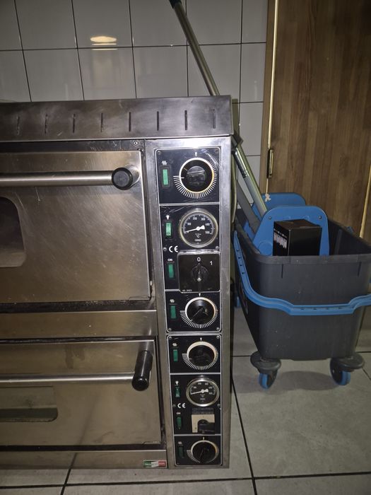 Пицца печь бу продам