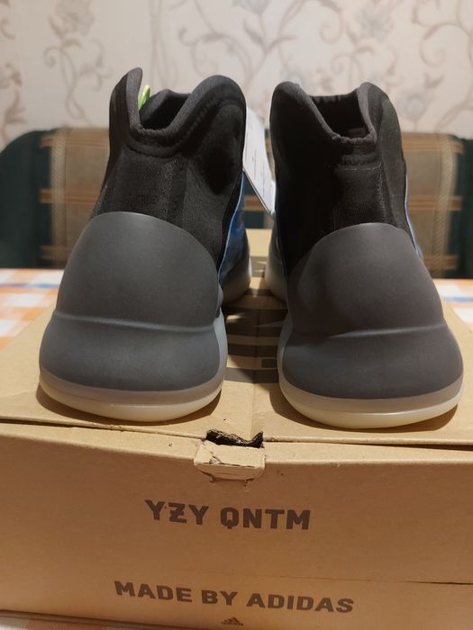 Adidas Yeezy boost qntm quantum 9 uk
