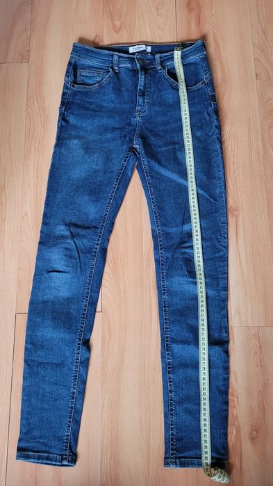Spodnie pull&bear wysoki stan