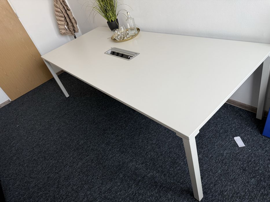 Stół konferencyjny na sprzedaż Rzeszow