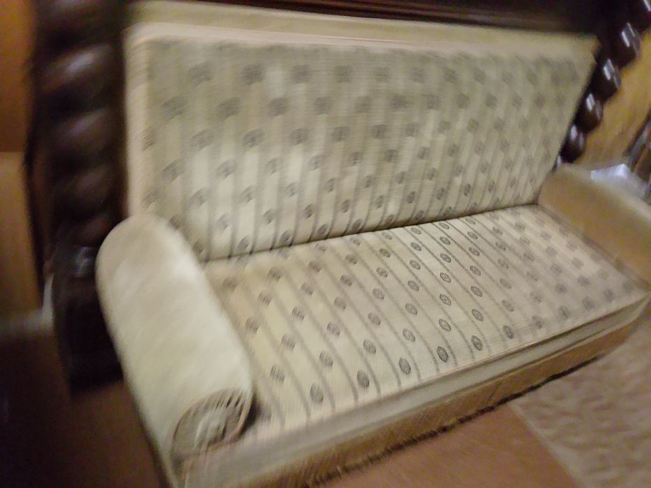 Antyk niespotykany kanapa -witryna-bufet-barek gdański debowy. jedny