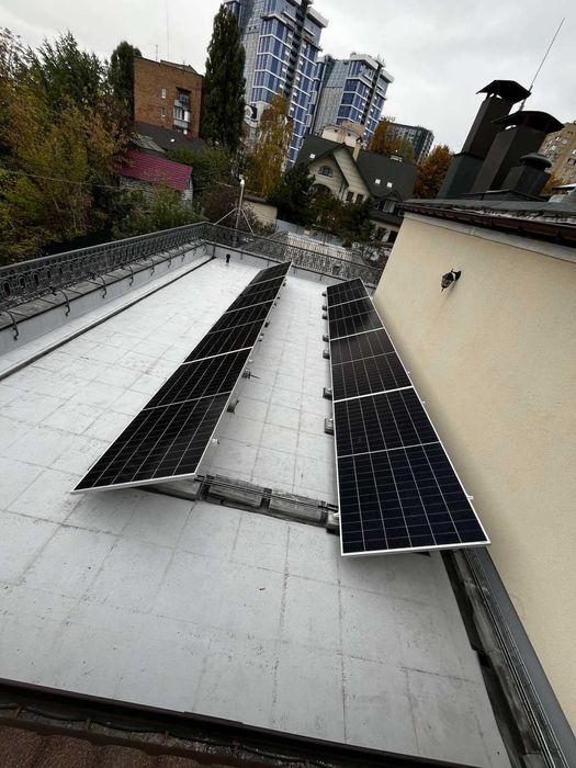 Встановлення сонячних панелей та гібридних інверторів по всій Україні