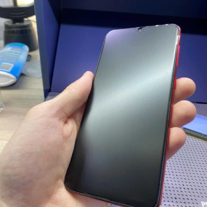 Гидрогелевая пленка на OnePlus 11 R T Гідрогелева плівка