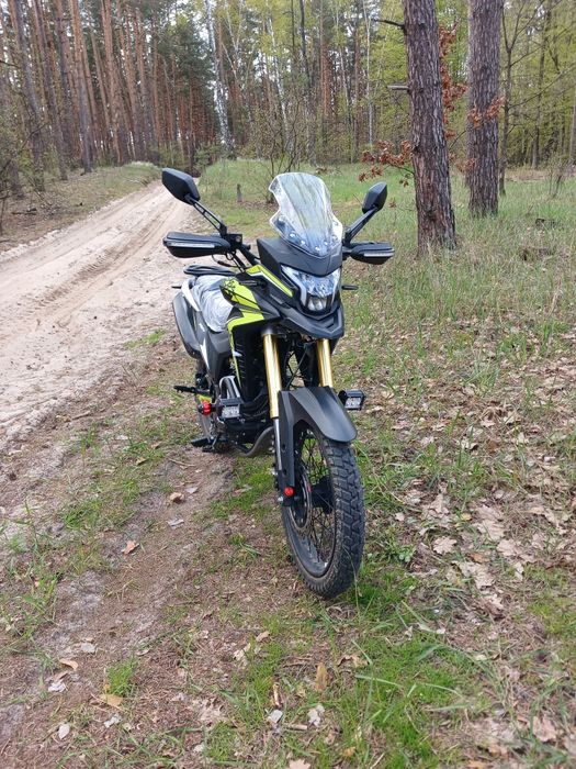 Продам мотоцикл Spark sp300 t6 2026 року