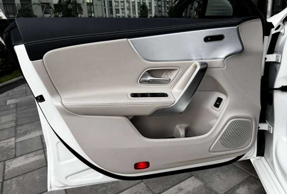 Mercedes-Benz CLA-Class 2021 Мерседес бенз цла клас