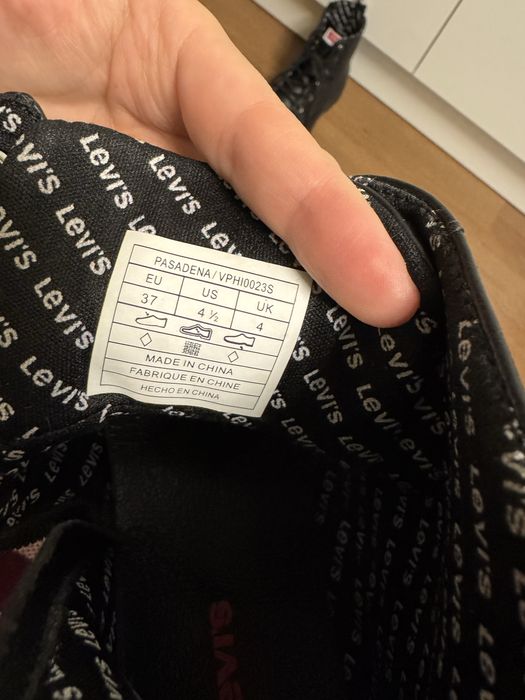 Демісезонні черевики Levis