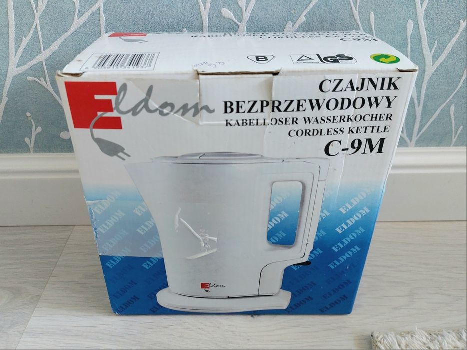 Czajnik bezprzewodowy Eldom C9M 800 ml