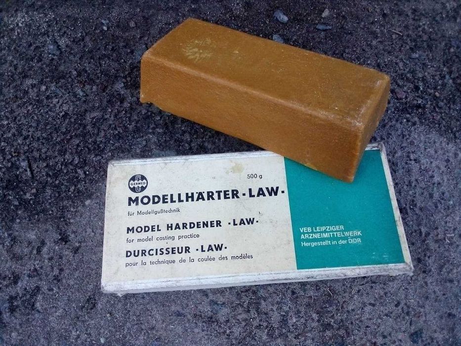 віск для відливання моделей і форм