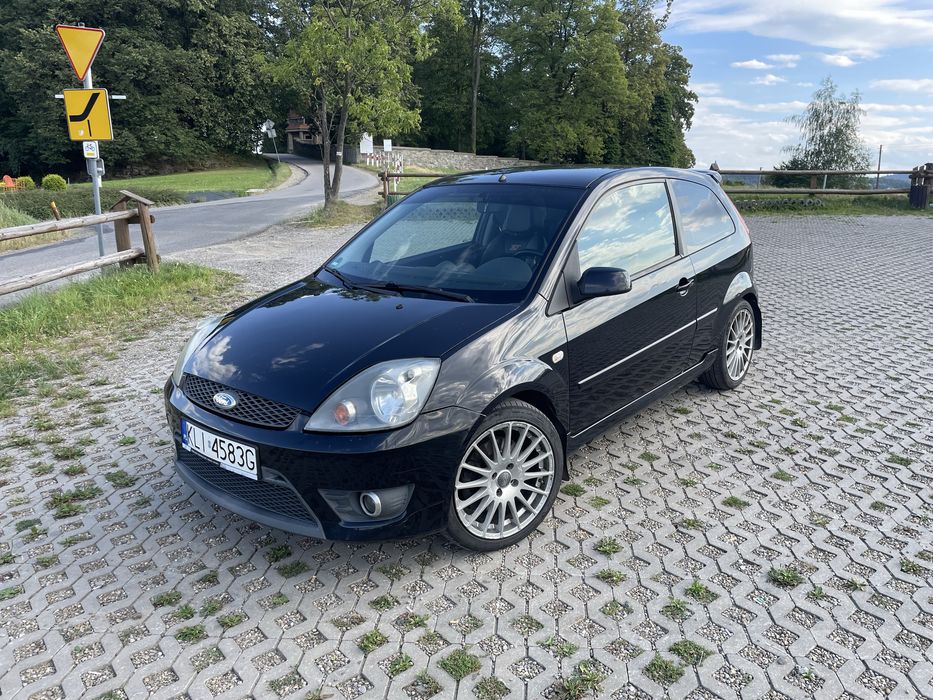 Ford fiesta st150