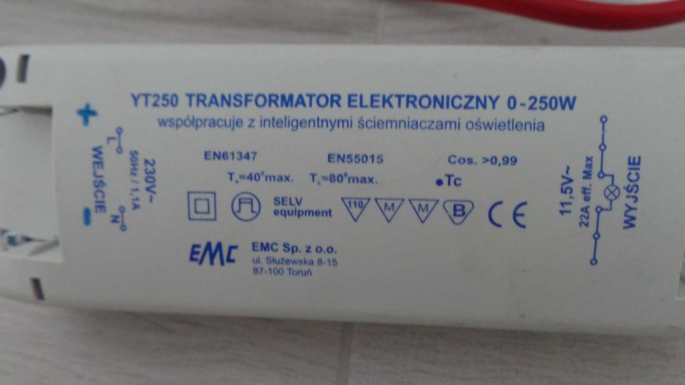 Oświetlenie ozdobne z transformatorem