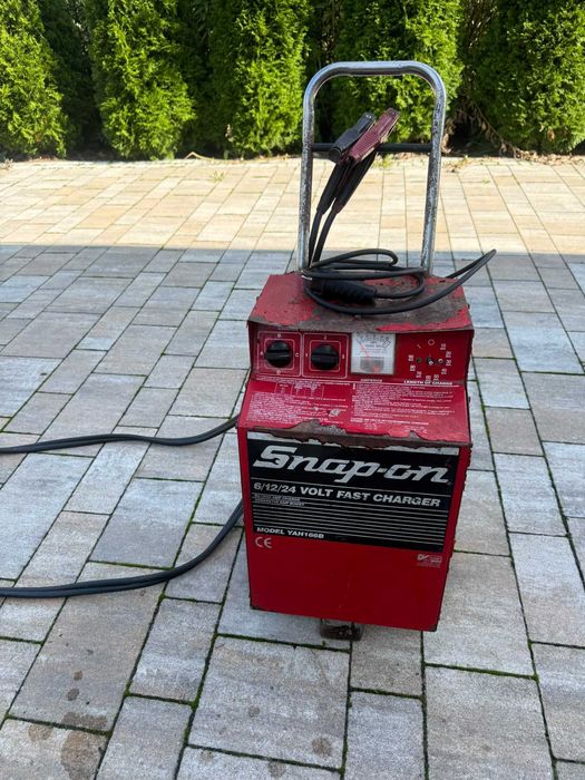 Profesjonalny Prostownik Rozruchowy Snap-on YAH166B | 6/12/24V | Heavy Duty
