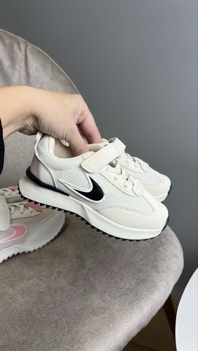 Кросівки 24,25,28,31р