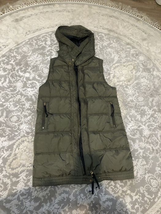 Зелена безрукавка ZARA