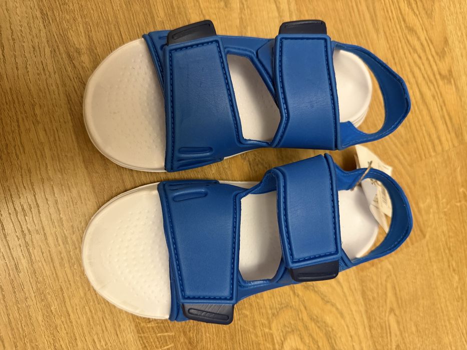 Босоножки adidas р.34