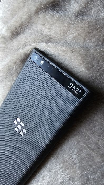 Smartphone Blackberry leap desbloqueado 16 GB