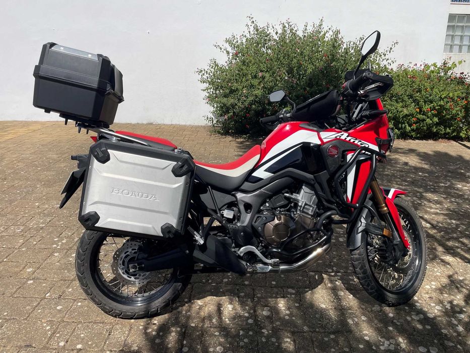 Honda Africa Twin CRF1000L 2018 | 27.000 km | Único Dono | Full Extras