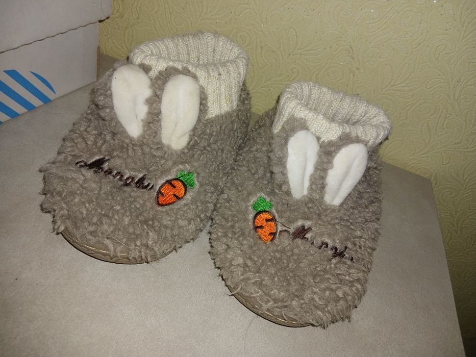 Кімнатні тапочки дитячі