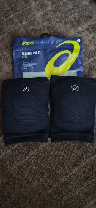 Наколінники спортивні гелеві Asics Gel Kneepad розмір S
