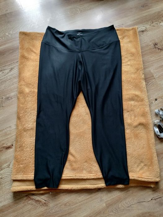 Leginsy damskie sportowe Nike