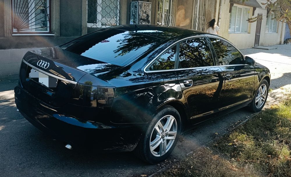 Продам Audi A6  2009 года