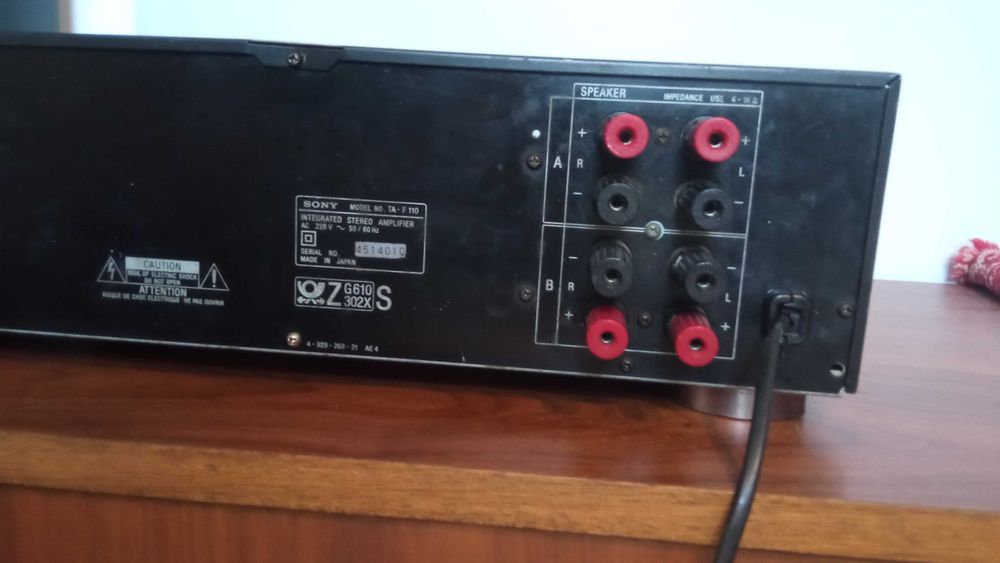 Wzmacniacz Sony F110