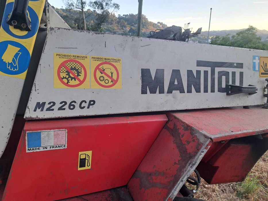 Empilhador MANITOU