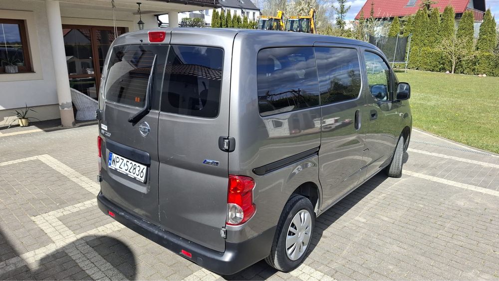Nissan NV200 dla Brygady