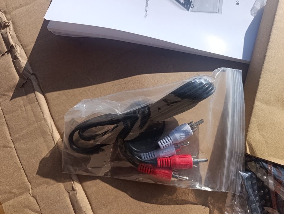 Вініловий програвач -Модель Lenco LP-45B з Bluetooth і usb-записом.