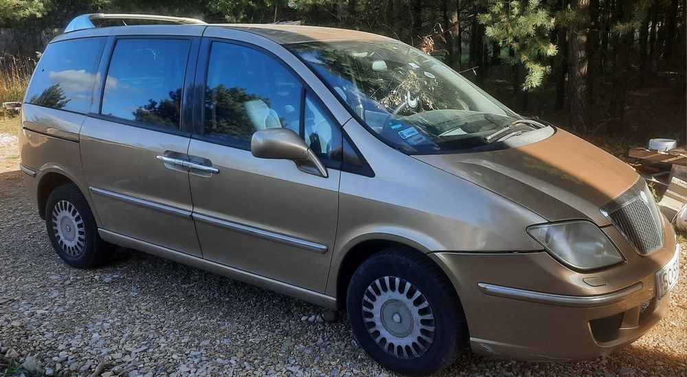Lancia Phedra 2002 r. JTD 2.2