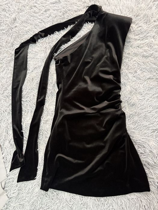 Сукня жіноча чорна оксамитова zara new