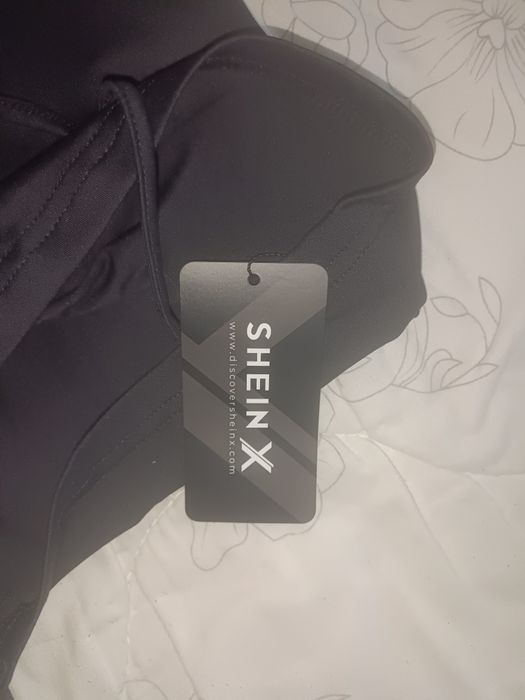 Sukienka nowa M czarna za kawę Inkę