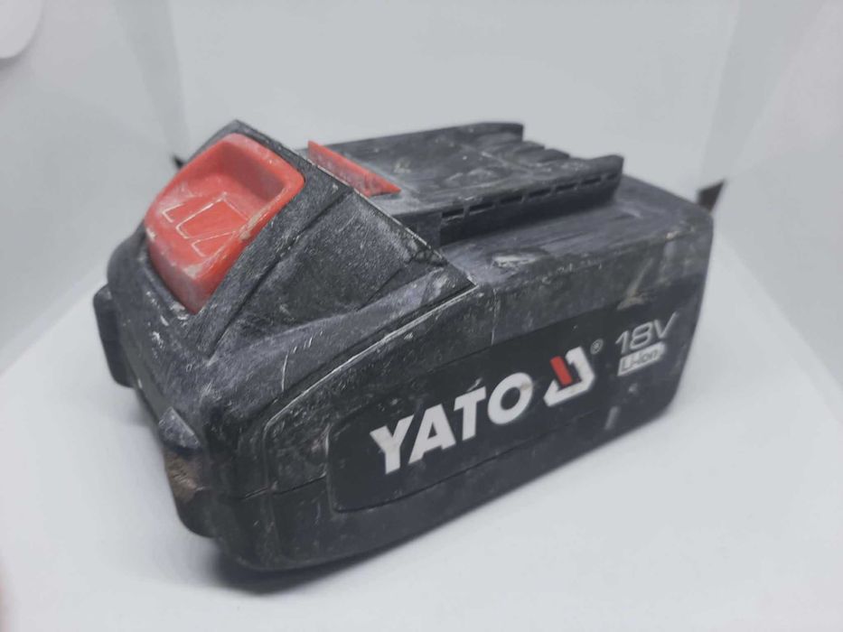 Akumulator + ładowarka Yato