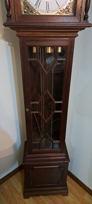 Relógio de Pé Alto