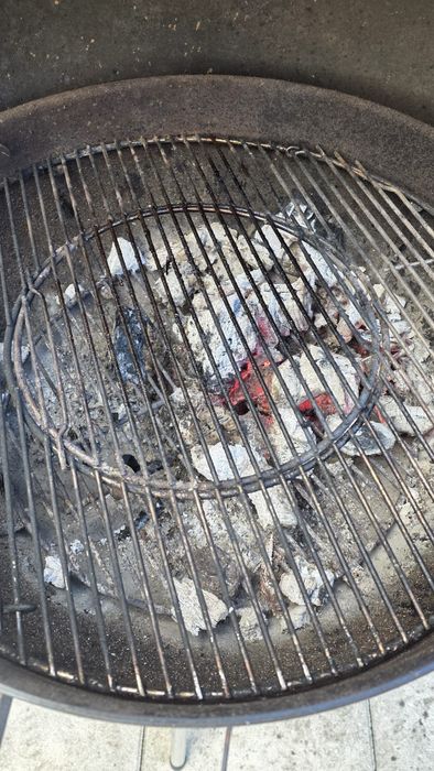 Grelhador a carvão Weber MASTER-TOUCH GBS C-5750 DE 57 CM