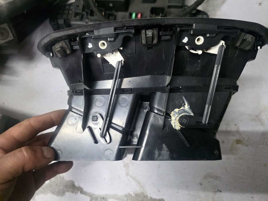 Punto evo Kratka schowek