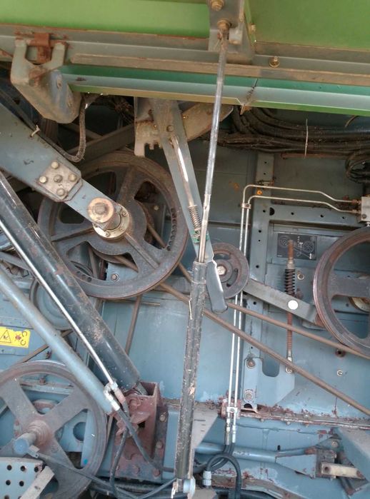 Комбайн Fendt 8350