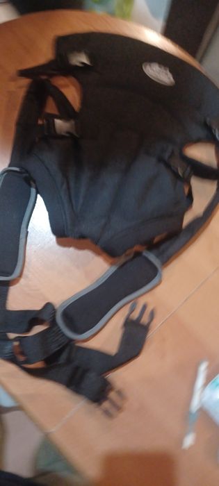 Nosidełko dla niemowlaka